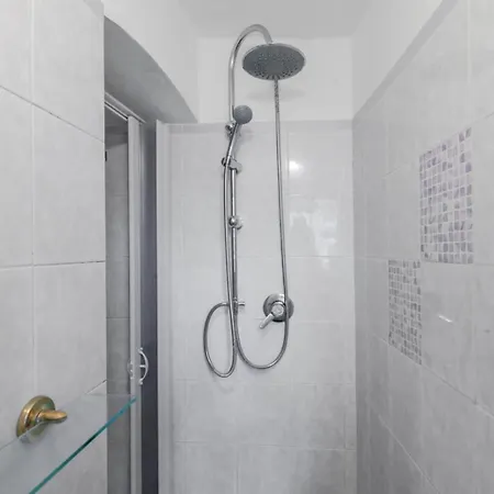 Cà Niella Art&Fun 9 Minutes from the Sea Savone